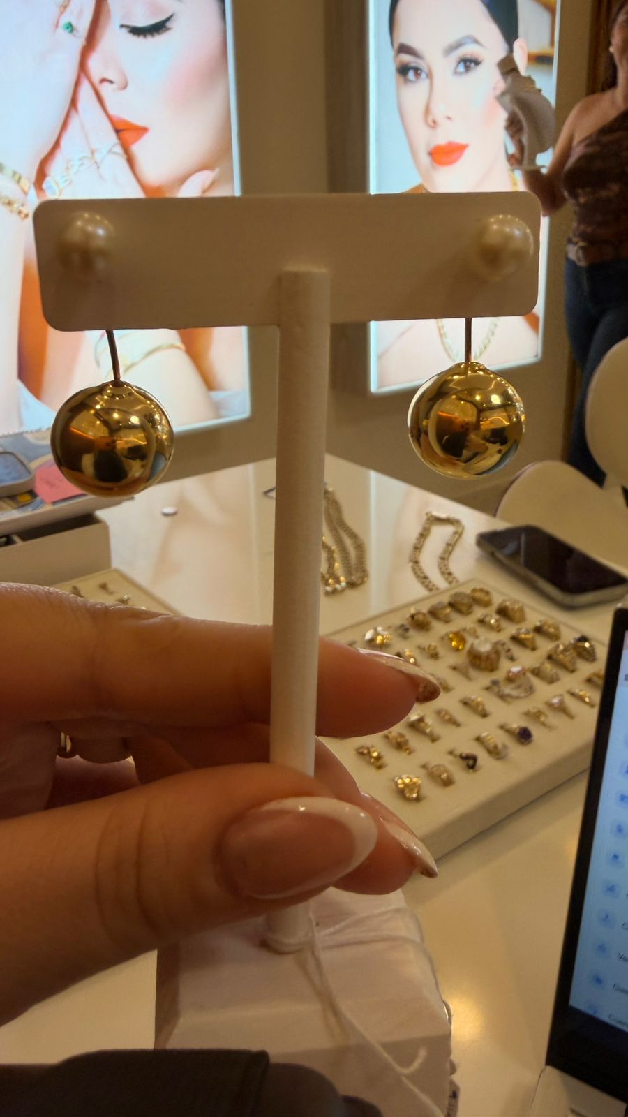 DUMMY - ARETES PERLAS NACAR (BOLAS) 18K 7.4G